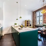 Апартаменты Rent Like - Dubois 2 *