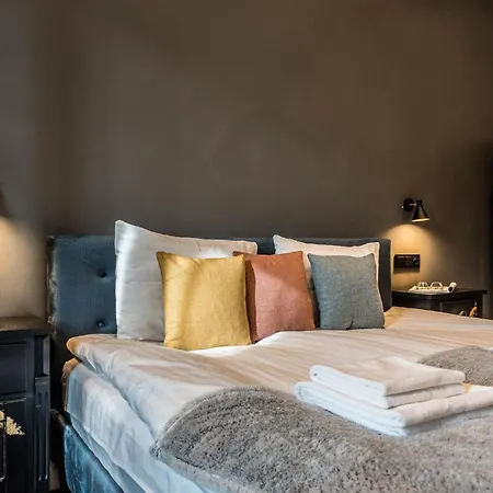 Apartament Rent Like - Dubois 2 *